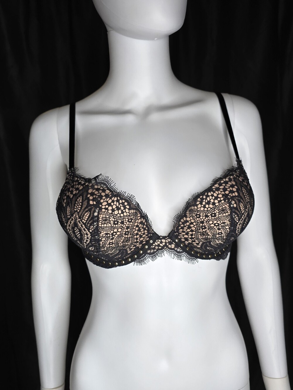 Victoria's Secret Bombshell Black Lace Push-Up Bra with Nude Lining Size 34A - Picture 6 of 16
